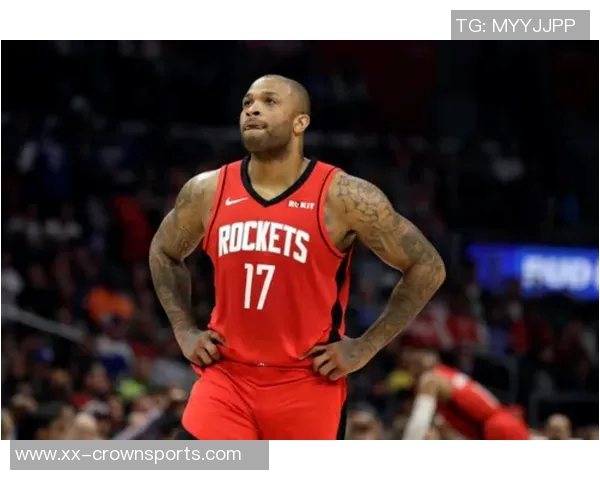 迈阿密国际抵达厄瓜多尔球迷热情迎接球队入住酒店 迈阿密国际抵达厄瓜多尔球迷热情迎接球队入住酒店