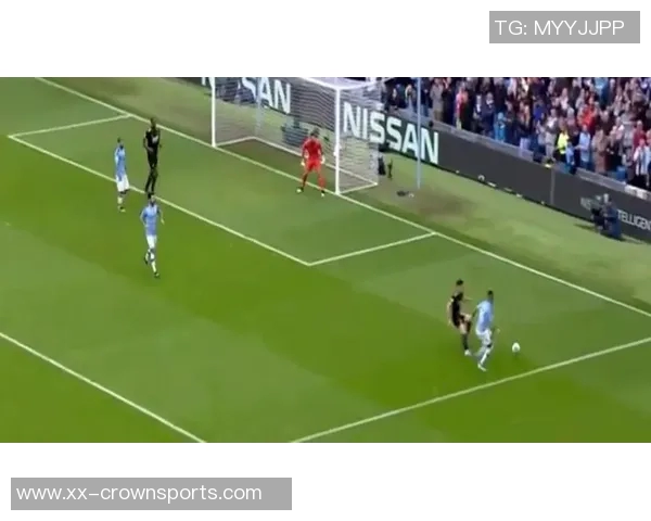 夸张界外球助攻水晶宫小禁区凯帕失误险送大礼